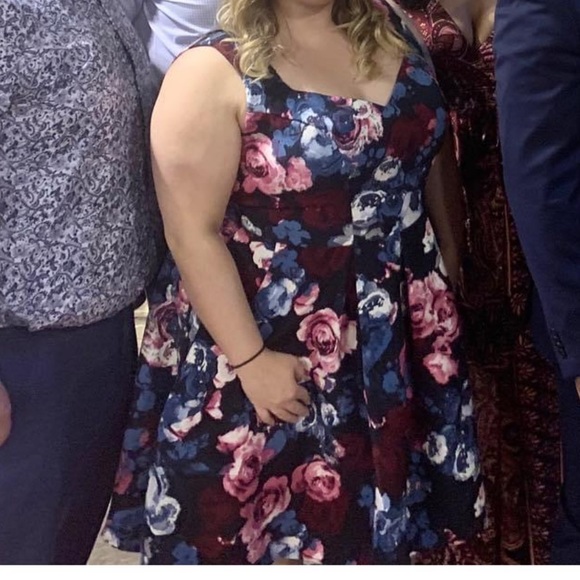 Cocktail dress - Picture 5 of 5